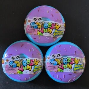 Ja-Ru Squeesh Yum Donut Surprise X3
